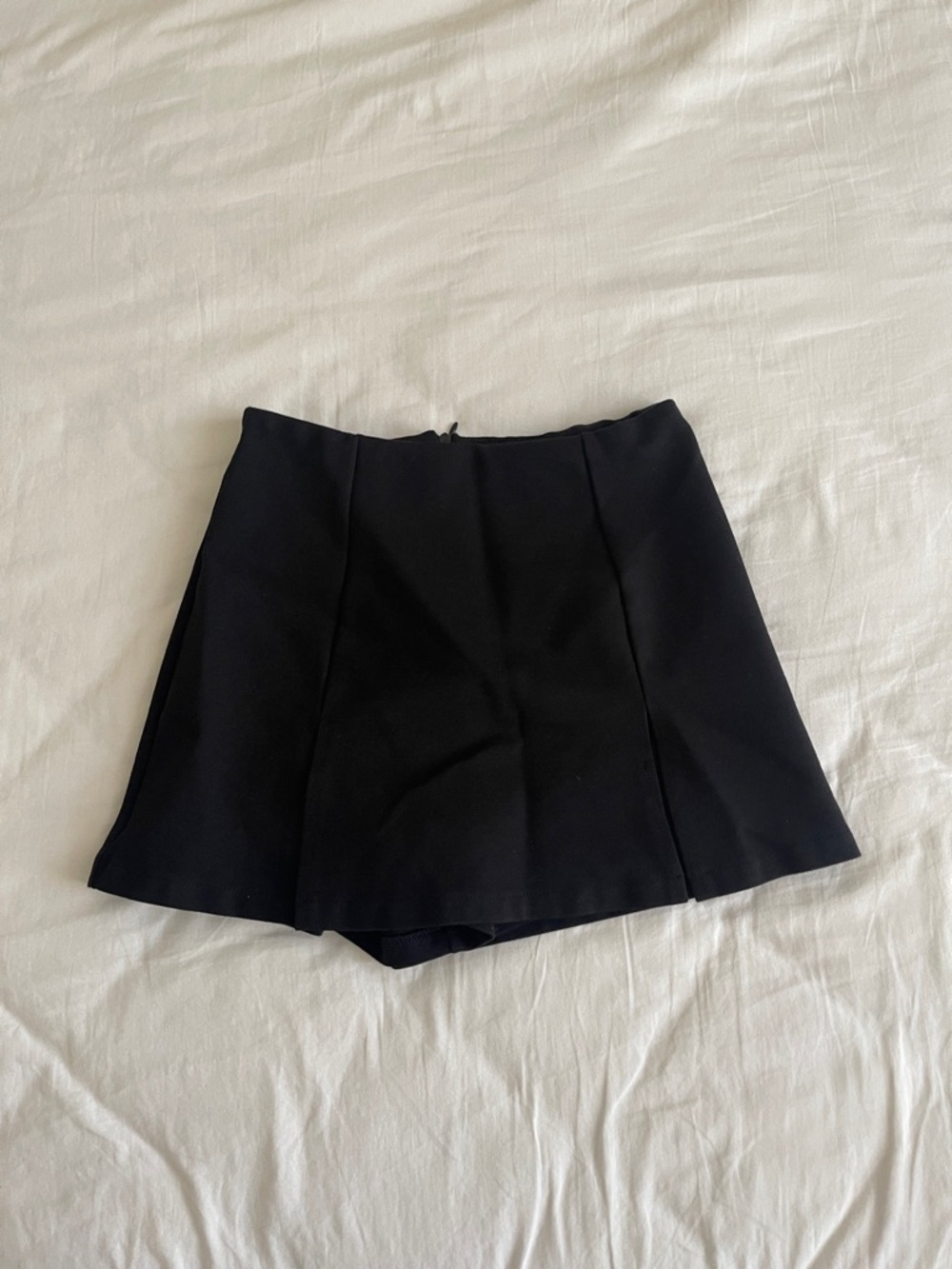 Black mini skorts